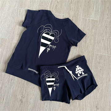 chrome hearts striped heart graphic short sleeve top and shorts set